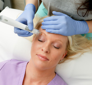 Photo of Haley getting a TempSure Envi treatment